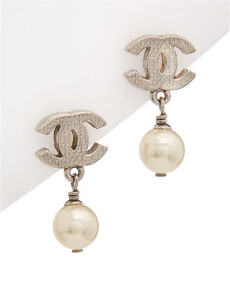 bijoux chanel joaillerie|Chanel earrings official site.